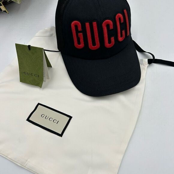 Unisex Gucci embroidered baseball cap size extra small adjustable made in Italy - Picture 4 of 8